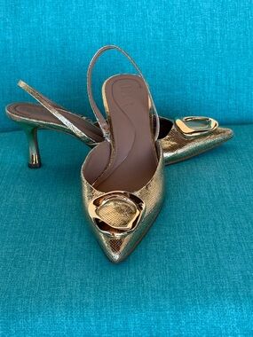 Gold Metallic Slingback Pointed-Toe Heels with Decorative Buckle